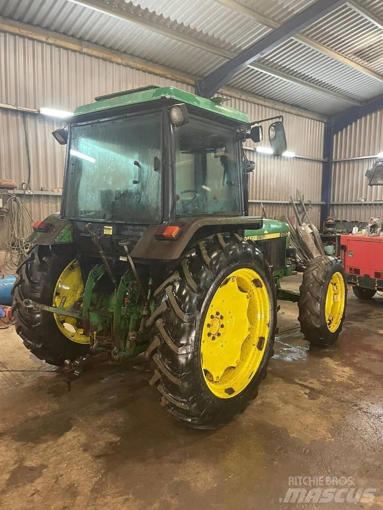 John Deere 2650 Traktoriai