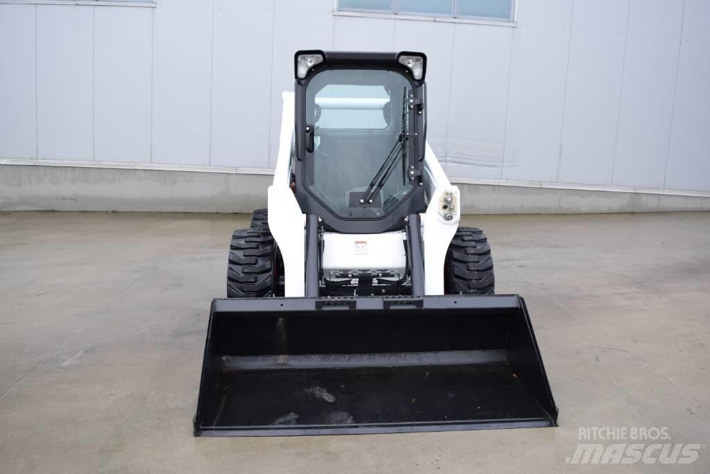 Bobcat S 650 Krautuvai su šoniniu pasukimu