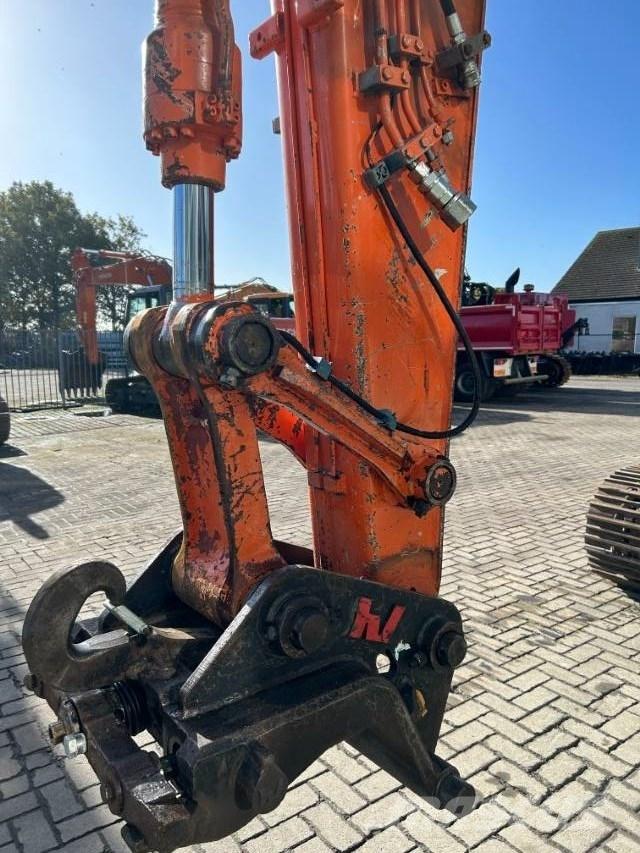 Hitachi ZX 130 Vikšriniai ekskavatoriai