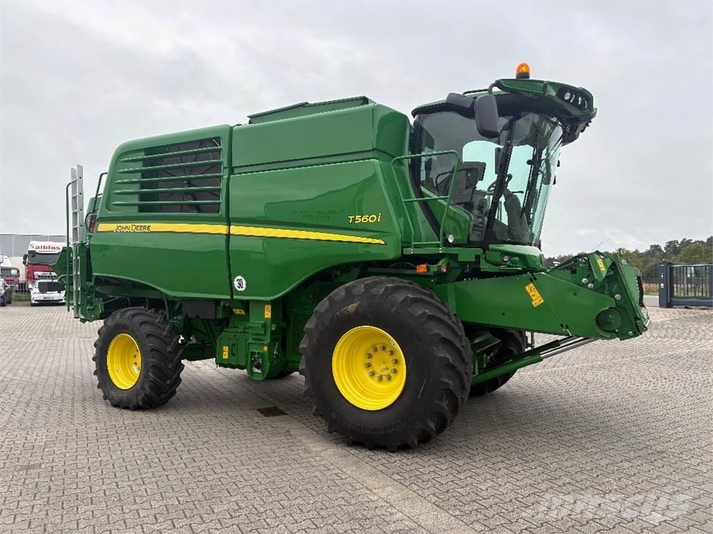 John Deere T560I Derliaus nuėmimo kombainai