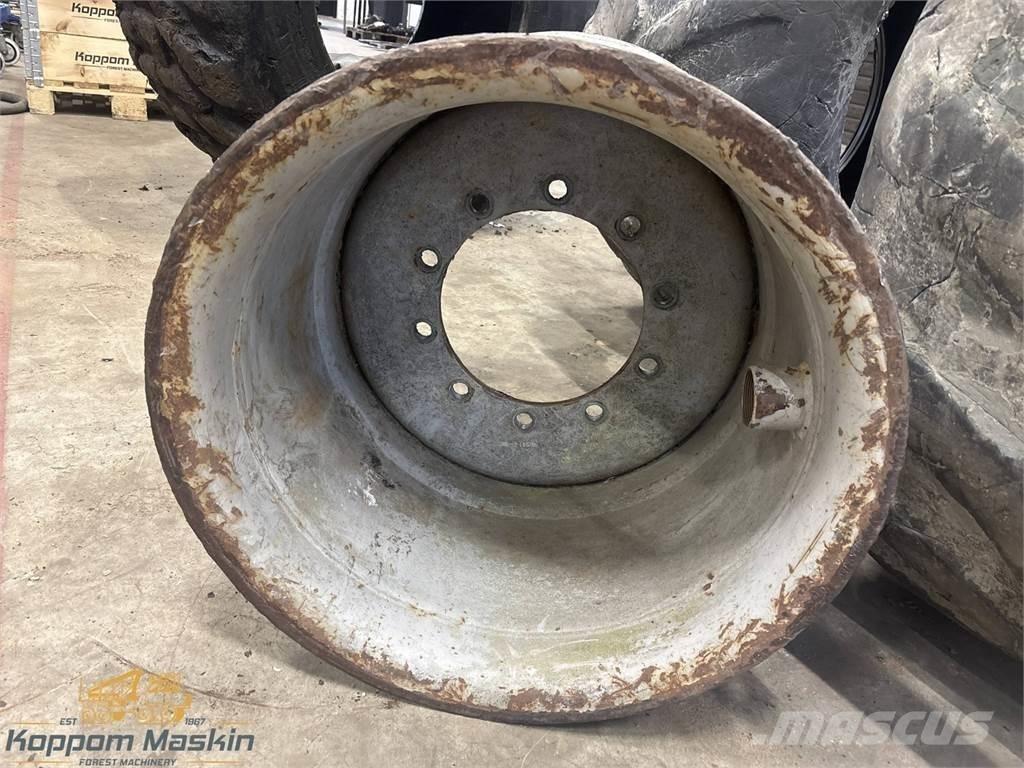 Valmet 911 24x26,5 Padangos, ratai ir ratlankiai