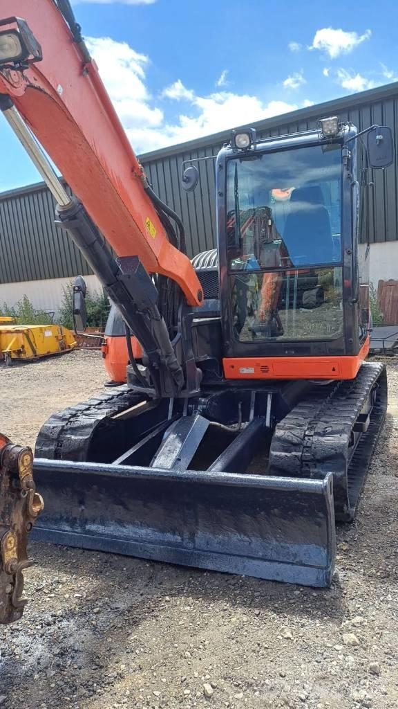 Kubota KX 080-4 Vidutinės galios ekskavatoriai 7-12 t