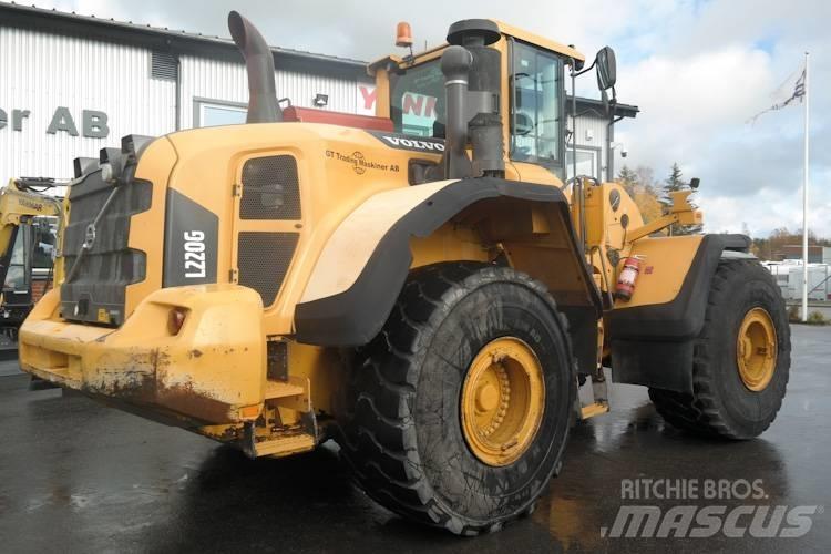 Volvo L220 G Naudoti ratiniai krautuvai