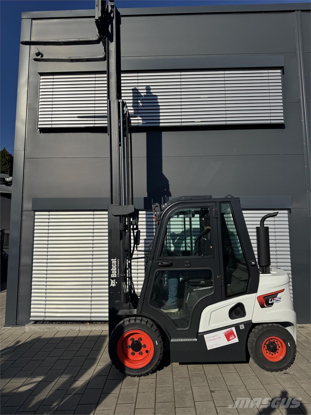 Bobcat D25NXS Dyzeliniai krautuvai