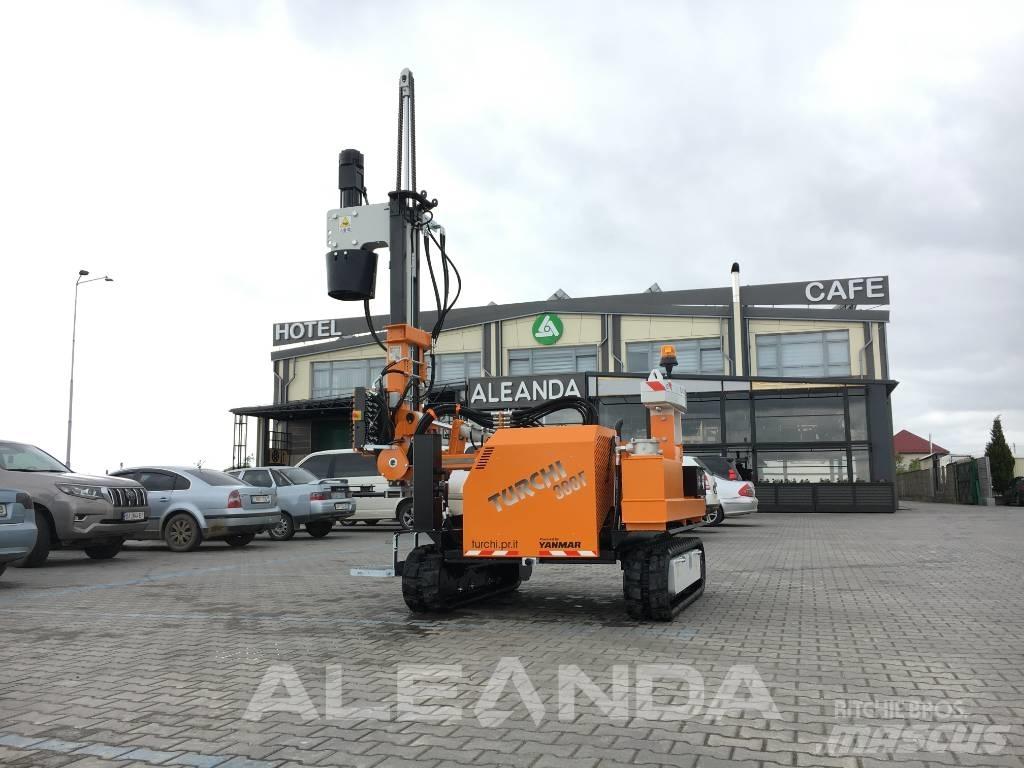  TURCHI 300 F Polių kalimo technika