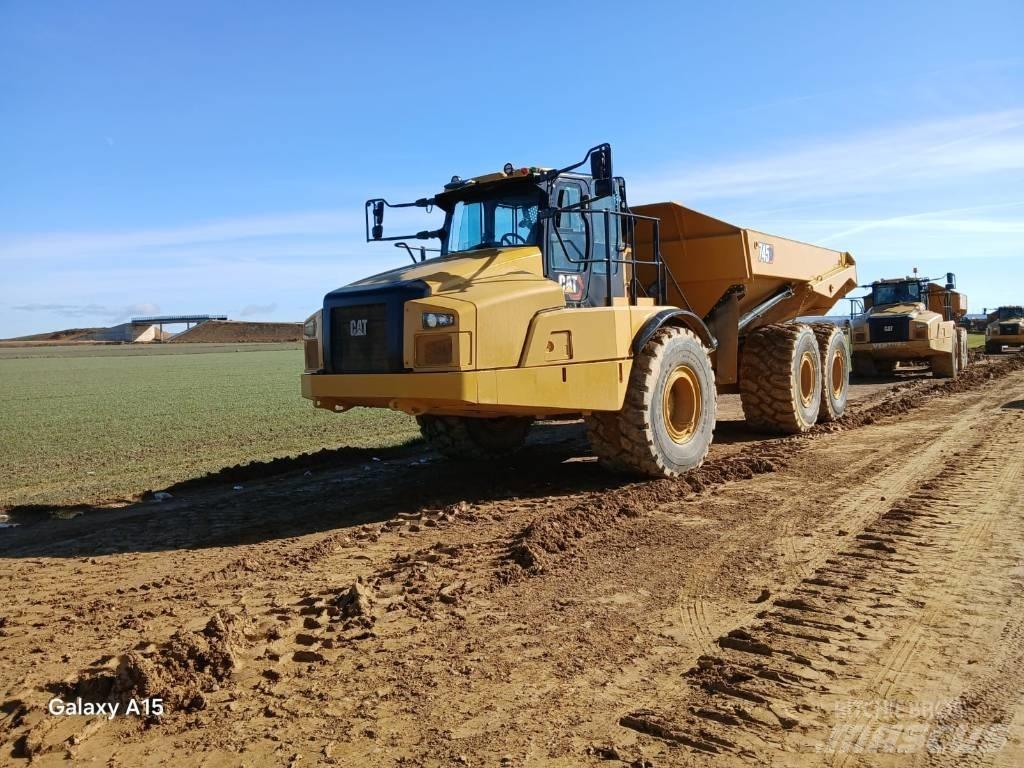 CAT 745 Karjeriniai savivarčiai