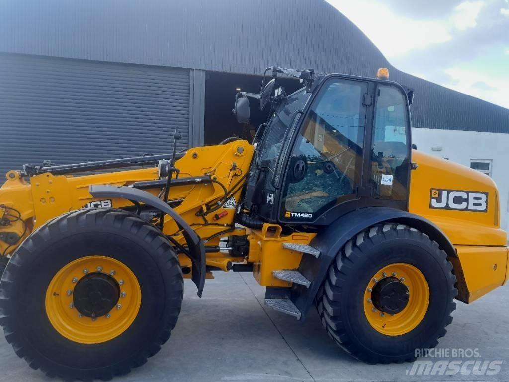 JCB TM420 Teleskopiniai krautuvai žemės ūkiui