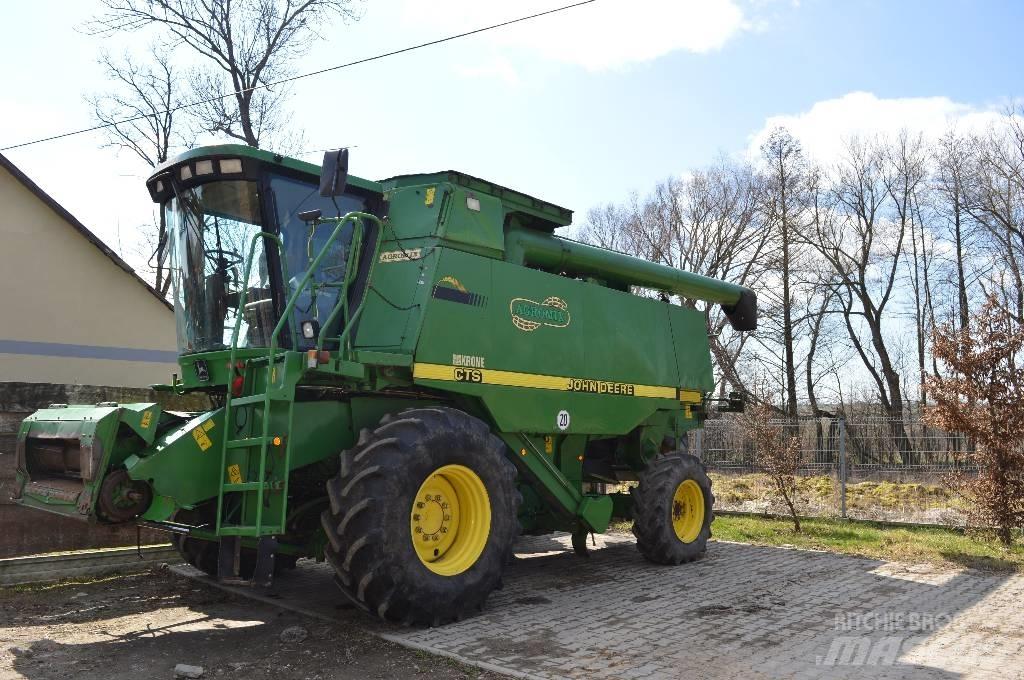 John Deere CTS 9780 Derliaus nuėmimo kombainai