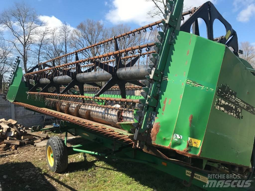 John Deere CTS 9780 Derliaus nuėmimo kombainai