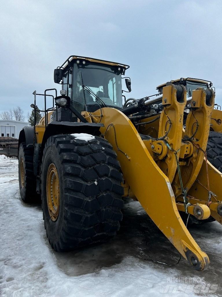 CAT 982 M Naudoti ratiniai krautuvai