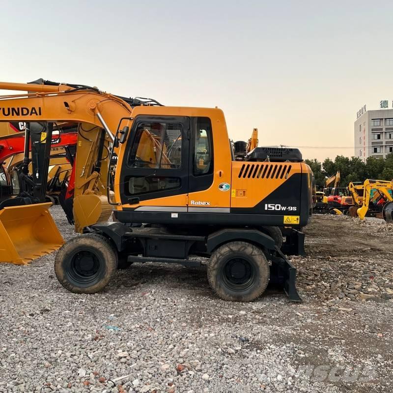 Hyundai R150w Ratiniai ekskavatoriai