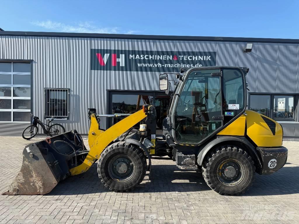 Komatsu WA 70-6 Naudoti ratiniai krautuvai