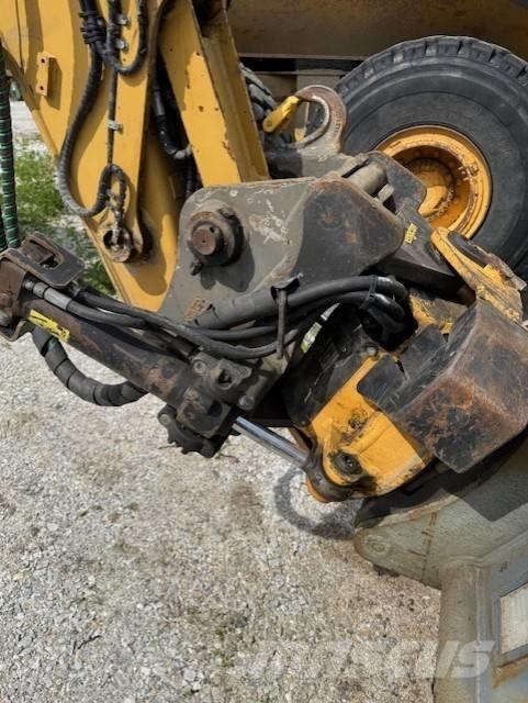 CAT 308 D CR Vidutinės galios ekskavatoriai 7-12 t