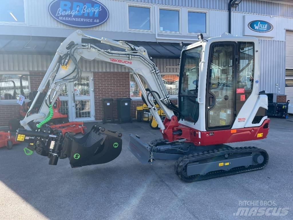 Takeuchi TB 225 Mini ekskavatoriai < 7 t