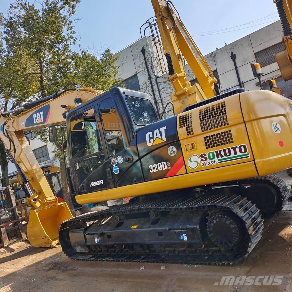 CAT 320 D2 Vikšriniai ekskavatoriai