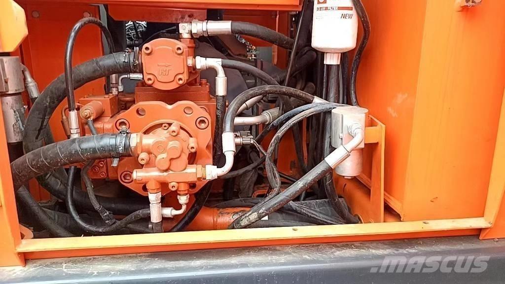 Doosan 150 W Ratiniai ekskavatoriai