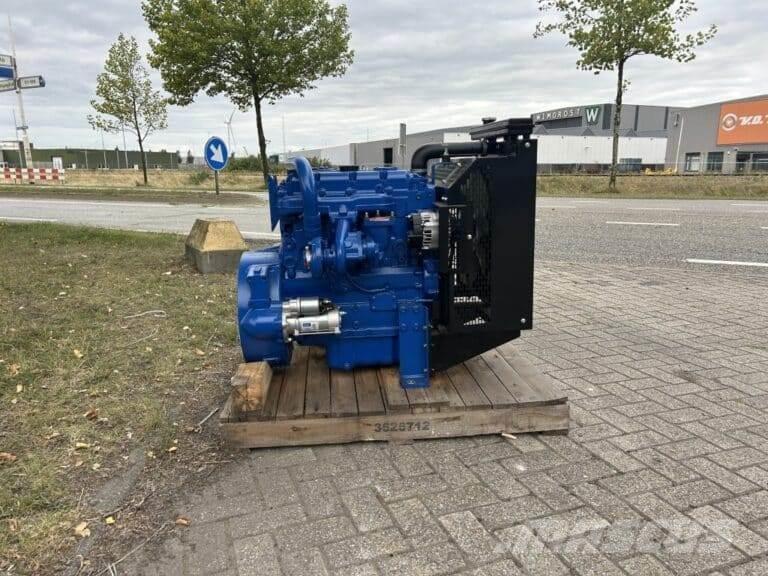Perkins 3054 Varikliai