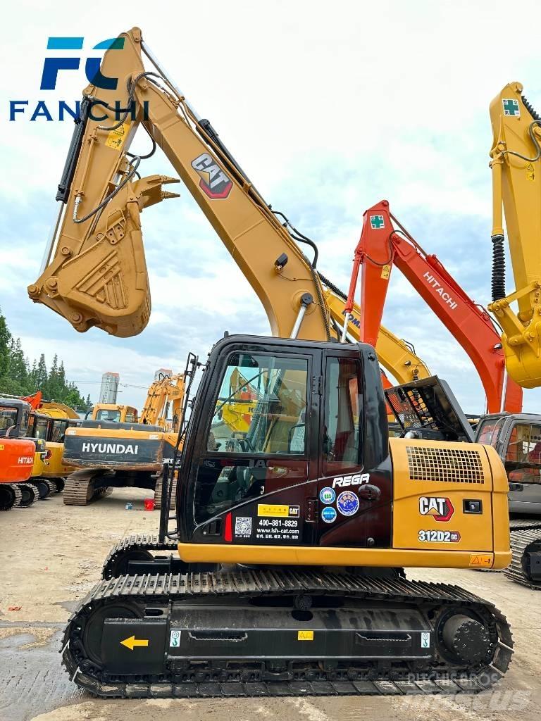 CAT 313D2GC Vidutinės galios ekskavatoriai 7-12 t