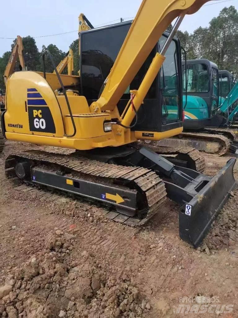 Komatsu PC70 Vikšriniai ekskavatoriai