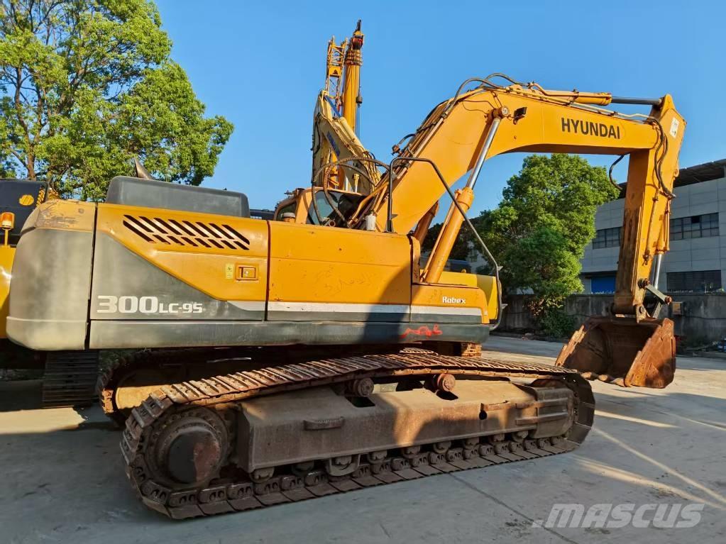 Hyundai R300LC-9S Vikšriniai ekskavatoriai