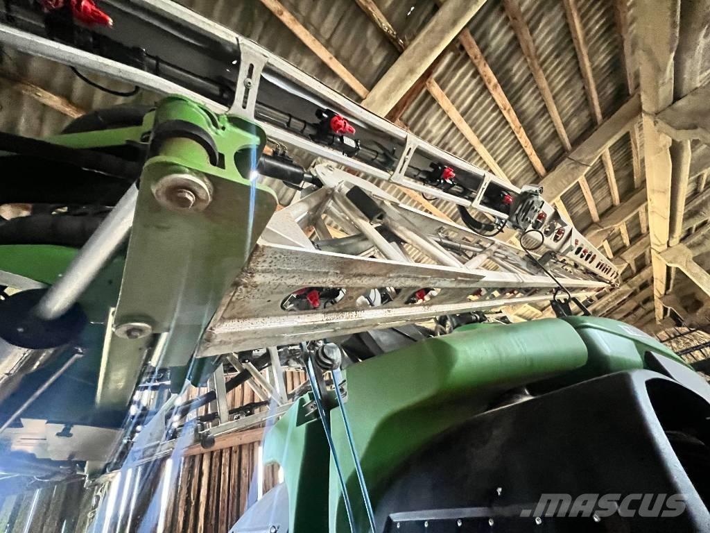 Fendt Rogator 355 Prikabinami purkštuvai