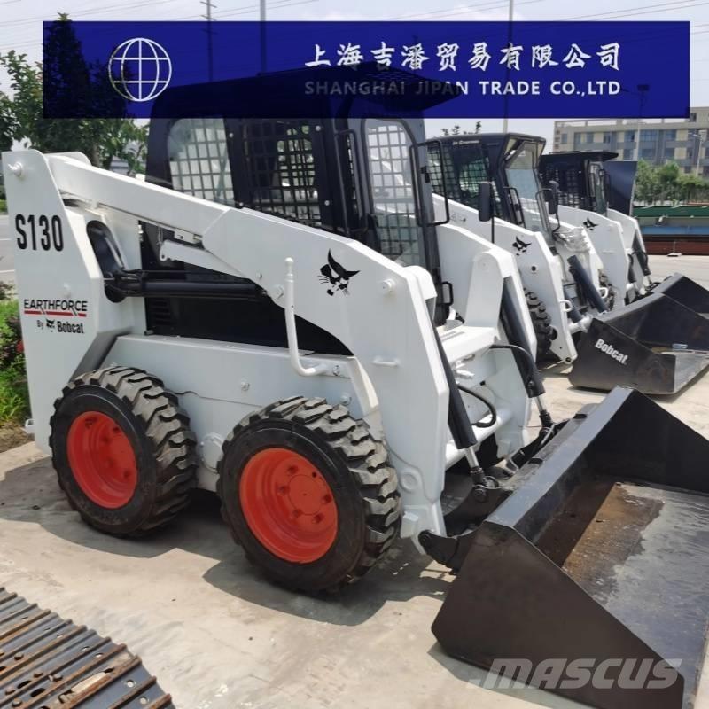 Bobcat S 130 Krautuvai su šoniniu pasukimu