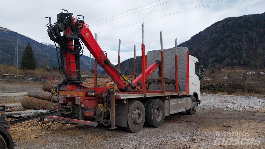 Volvo Truck Miškovežių priekabos
