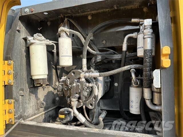 Volvo EC240 Vikšriniai ekskavatoriai