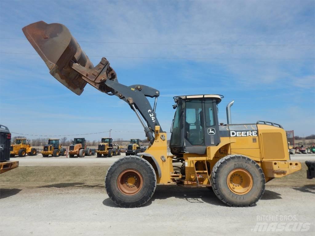 John Deere 624K Naudoti ratiniai krautuvai