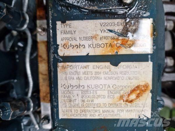 Kubota V2203-ES Varikliai