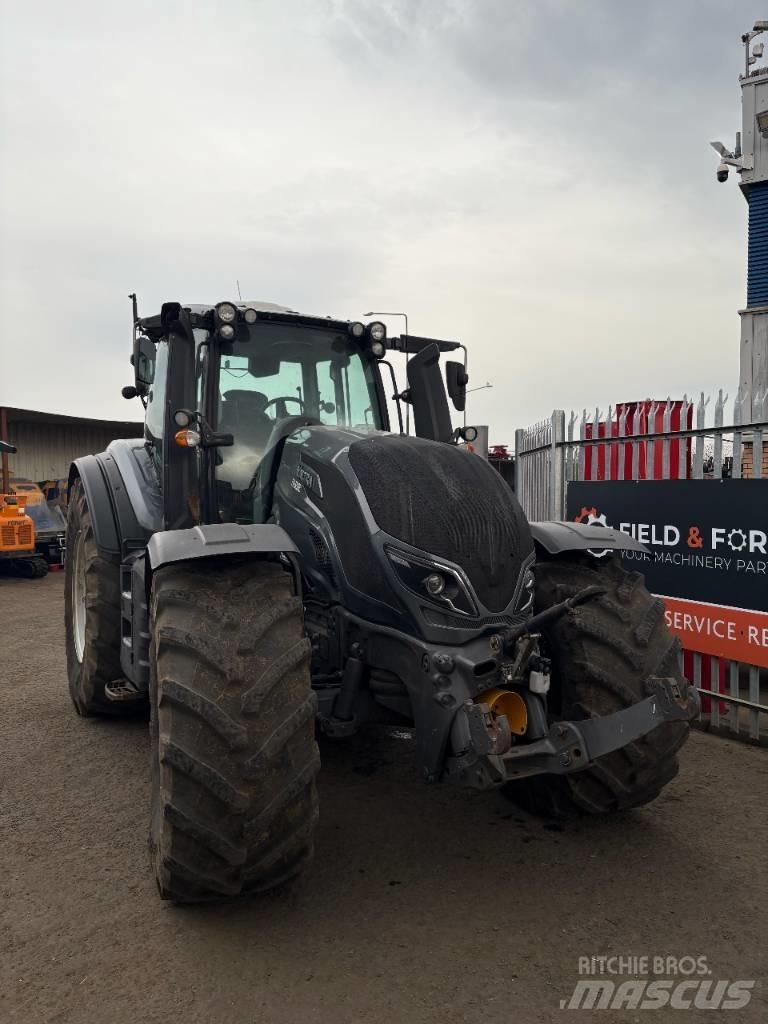 Valtra T 254 Traktoriai