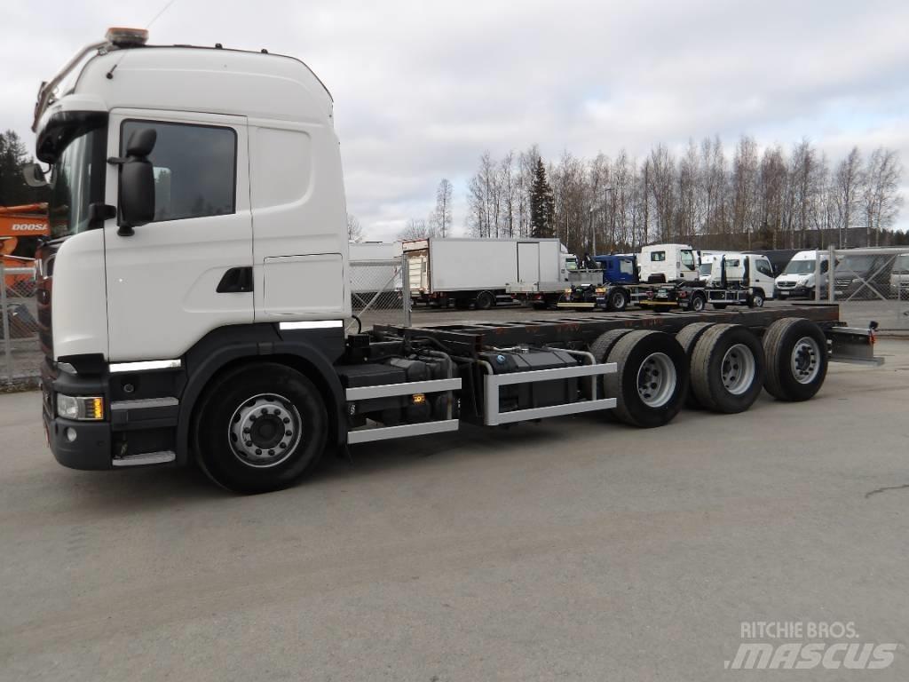Scania R730 8x4 Važiuoklė su kabina