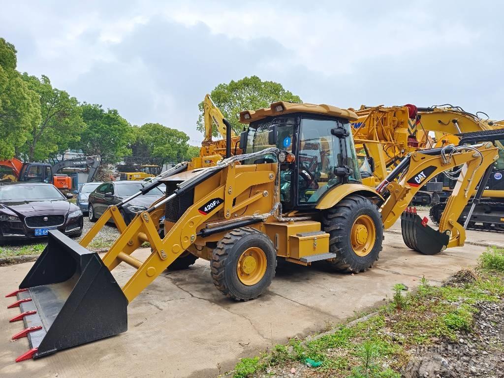 CAT 420 F Ekskavatoriniai krautuvai