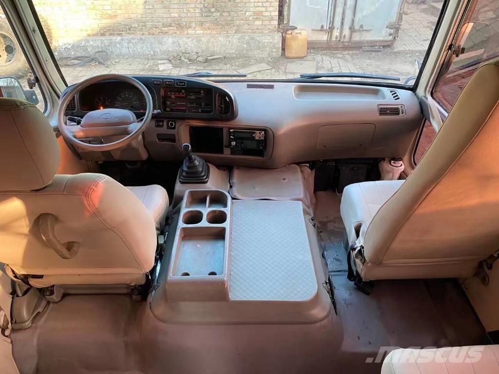 Toyota Coaster Bus Mikroautobusai