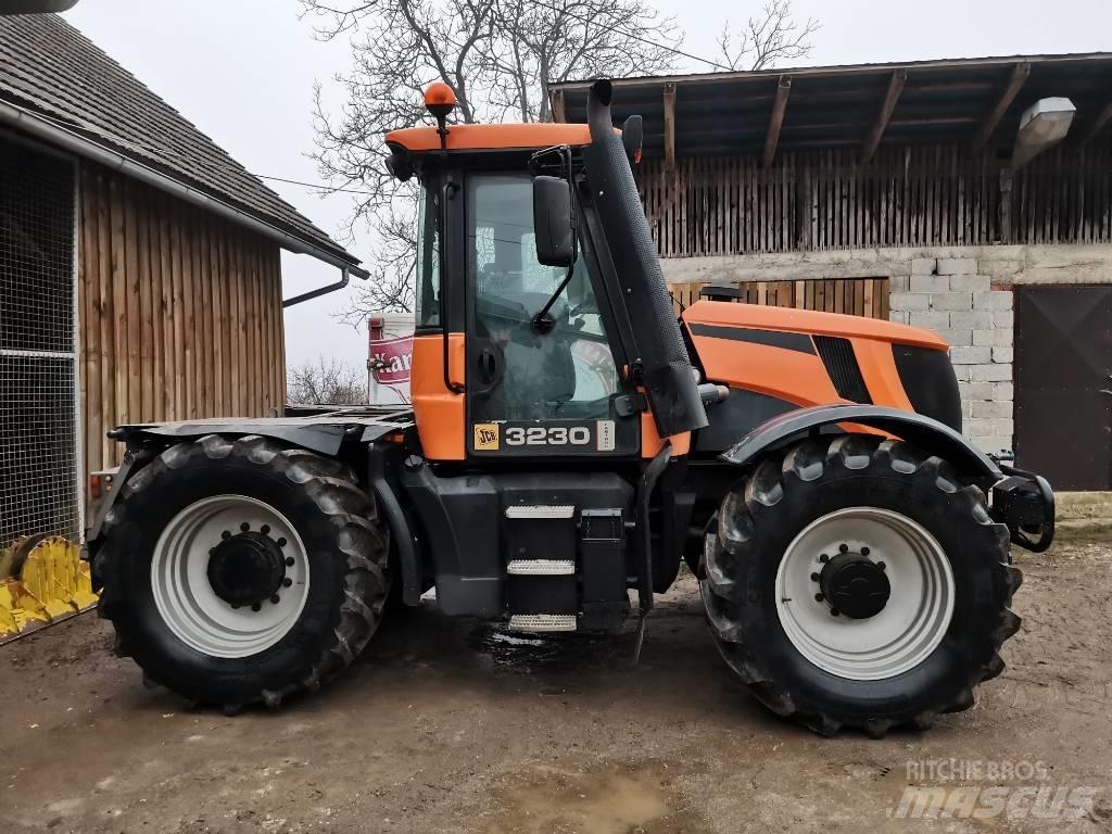 JCB Fastrac 3230 Traktoriai