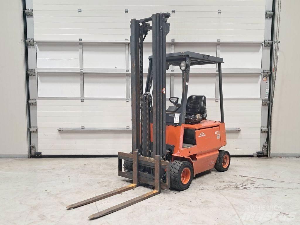 Linde E18P Elektriniai šakiniai krautuvai