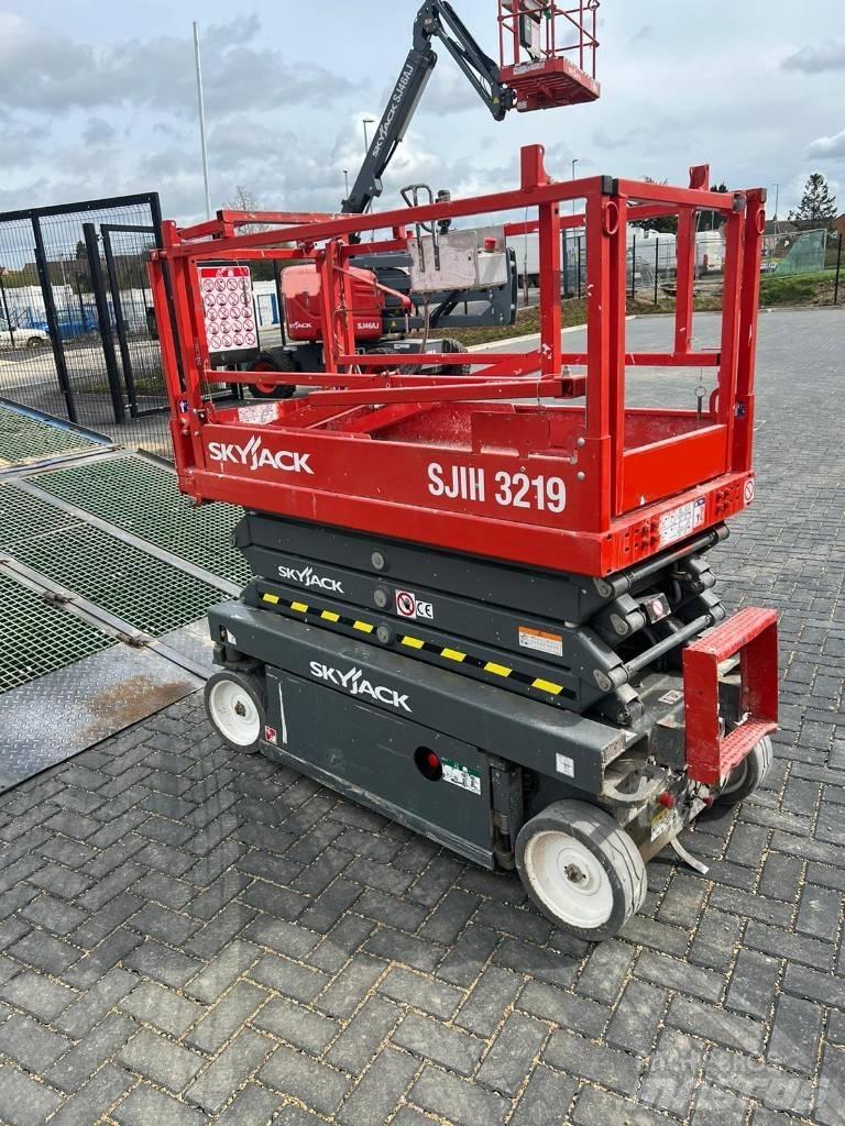 SkyJack SJ 3219 Žirkliniai keltuvai