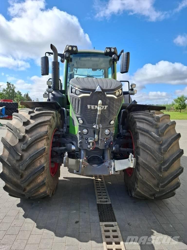Fendt 942 Vario Traktoriai