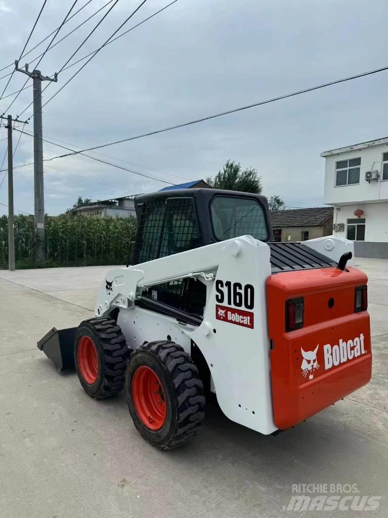 Bobcat S 160 Krautuvai su šoniniu pasukimu