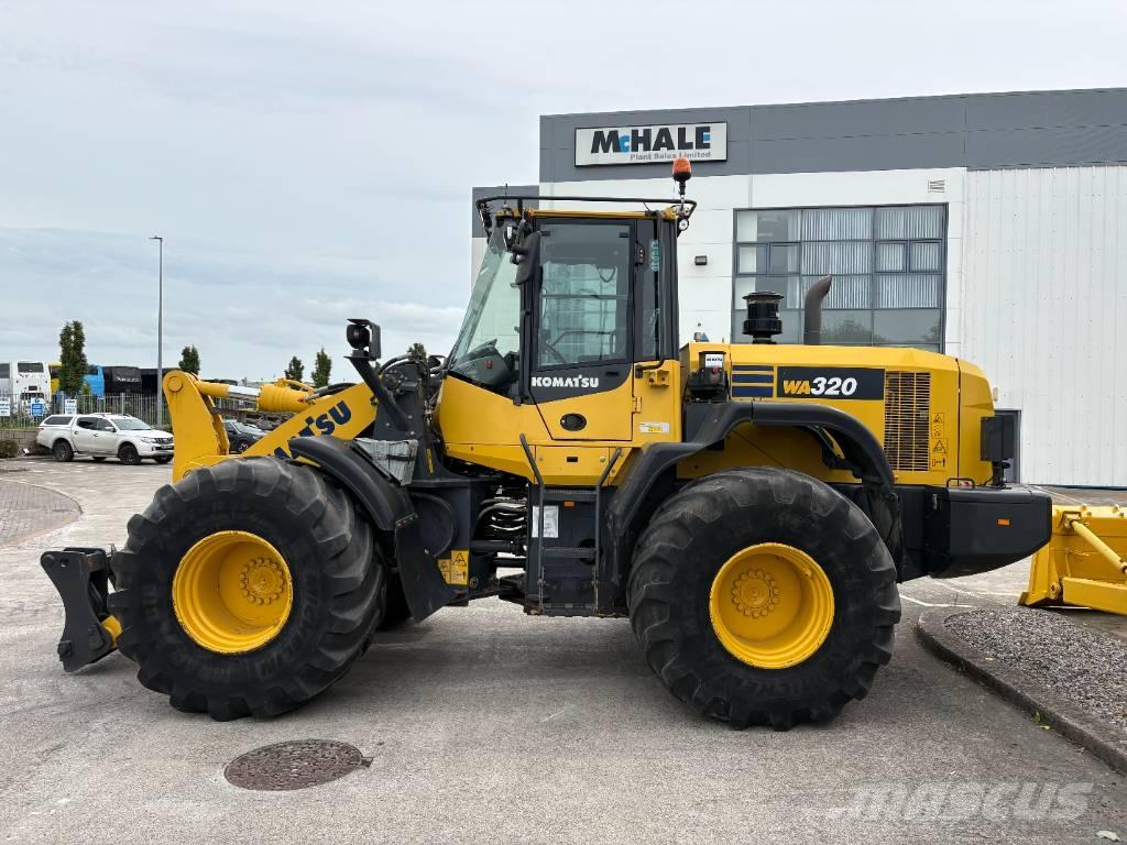 Komatsu WA320-7 Naudoti ratiniai krautuvai