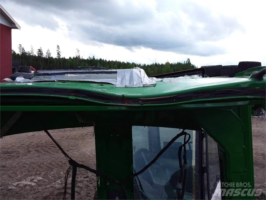 John Deere E/G Kabinos ir salonai