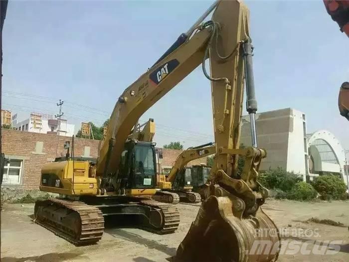 CAT 329 D Vikšriniai ekskavatoriai