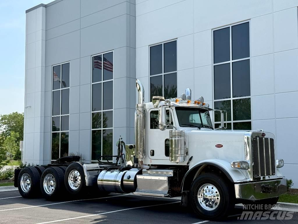 Peterbilt 388 Naudoti vilkikai