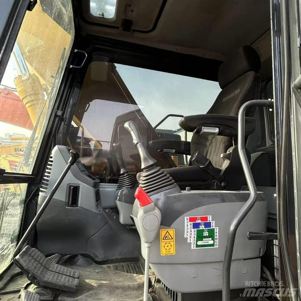Komatsu 160-7 Vikšriniai ekskavatoriai