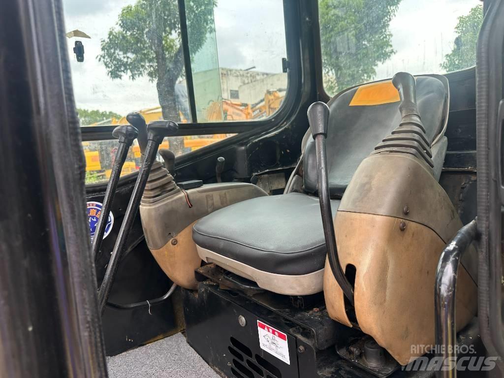CAT 303 Mini ekskavatoriai < 7 t
