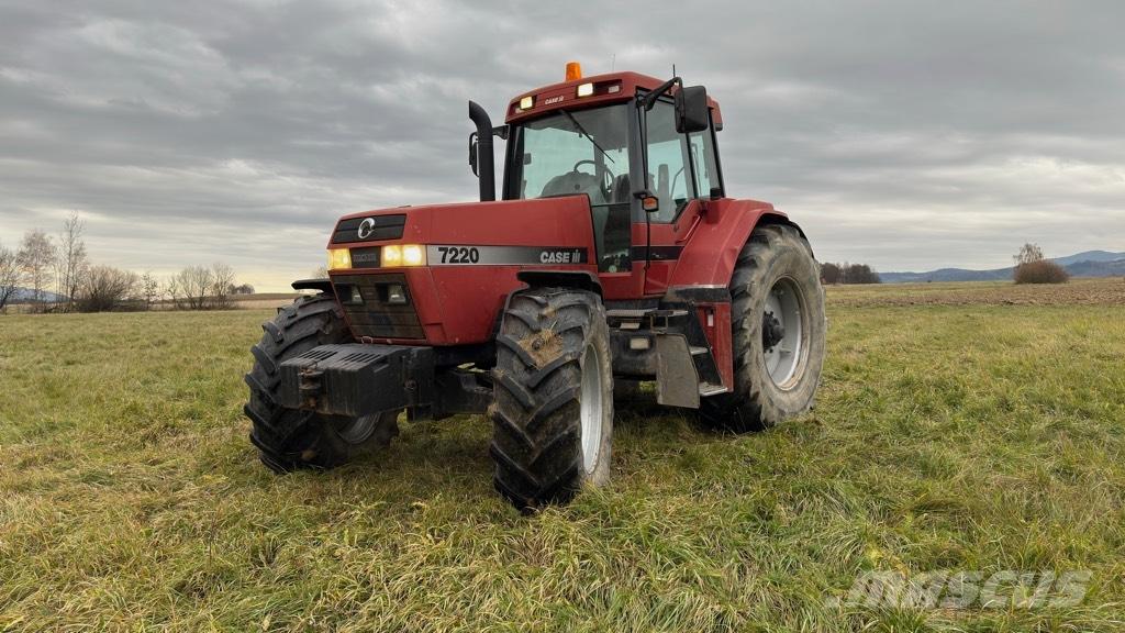 Case IH 7220 Magnum Traktoriai
