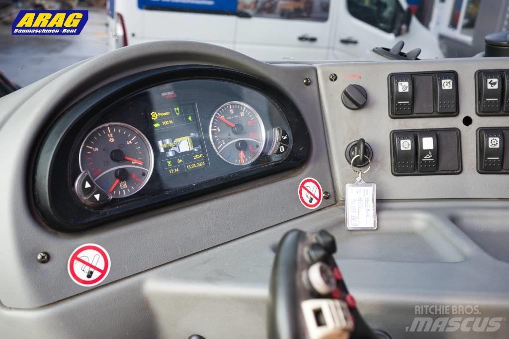 Menzi Muck M520 Ratiniai ekskavatoriai