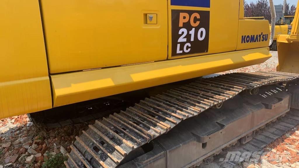 Komatsu PC 210 LC Vikšriniai ekskavatoriai