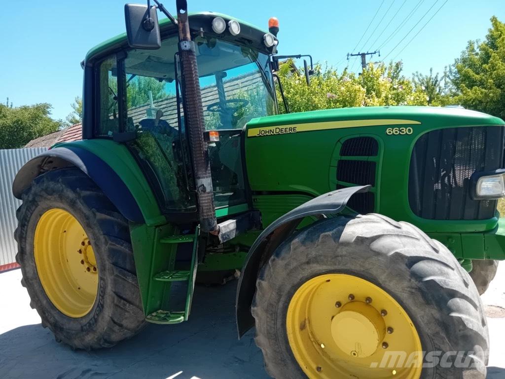 John Deere 6630 Traktoriai