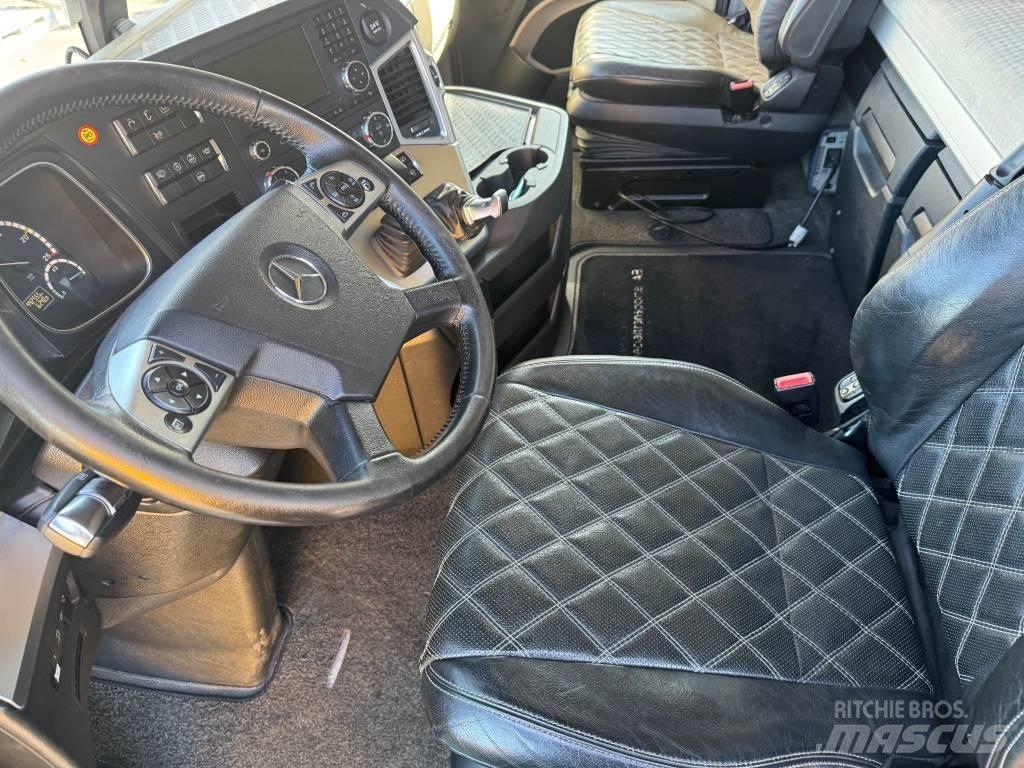 Mercedes-Benz  Naudoti vilkikai